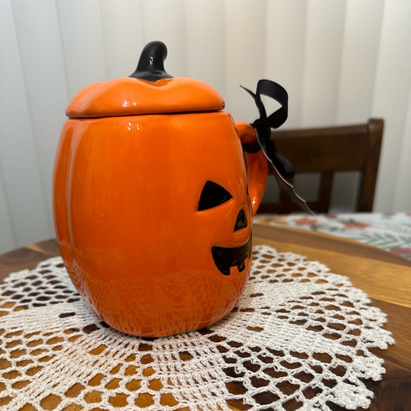 Halloween ceramic pumpkin mug with lid - Picture 7 of 10